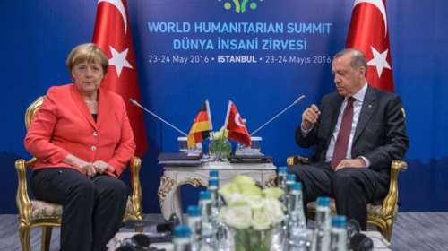 Ο Ερντογάν ανακαλεί τον Πρέσβη &amp; «απειλεί» το Βερολίνο