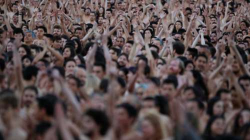 Μήνυμα ειρήνης από 6.000 γυμνούς εθελοντές στην Κολομβία-Εικόνες