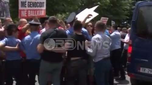 Απίστευτη πρόκληση των Αλβανών στον Νίκο Κοτζιά