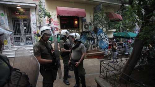 Τι βλέπει η ΕΛΑΣ πίσω από την εκτέλεση στα Εξάρχεια