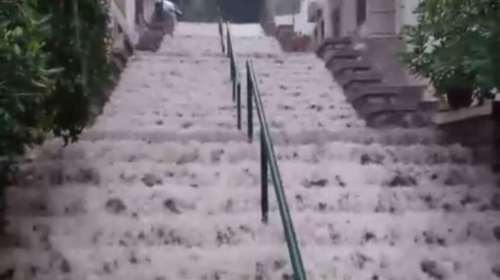 Η Θεσσαλονίκη απέκτησε καταρράκτη - Το υπερθέαμα στην Άνω πόλη