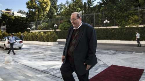 Φίλης: Μειώνονται τα Αρχαία, αυξάνονται τα διαλείμματα στα σχολεία