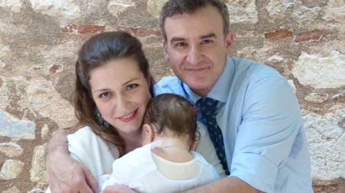 Δείτε εικόνες από τη βάφτιση του γιου του Νίκου Ορφανού