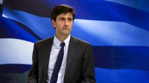 Πως ο πατέρας του Χουλιαράκη εξάρθρωσε σπείρα απατεώνων