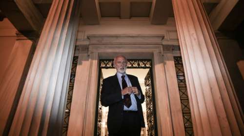 Α.Δεληβορριάς:Ο εκρηκτικός πρώην διευθυντής του Μπενάκη, έγινε Ακαδημαϊκός