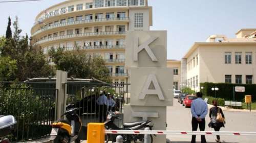 Ξεσπά η μάνα του Μαυρίκου: «Σε κάψανε Τάκη μου»