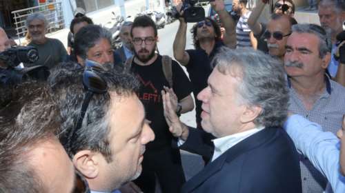 Αναβλήθηκε η ομιλία Κατρούγκαλου στο Ηράκλειο λόγω επεισοδίων