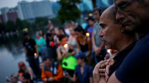 Τρομοκρατία του ISIS, οπλοκατοχή, μίσος: Η Αμερική σε σοκ