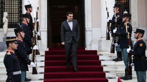 Δημοψήφισμα για το Σύνταγμα με 4 θεσμικά ερωτήματα