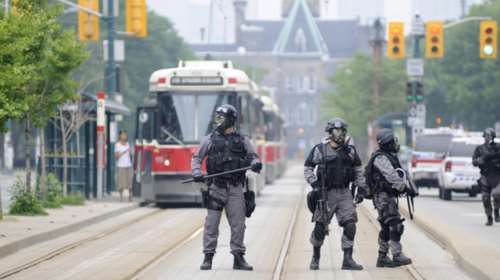 Τορόντο:Συναγερμός για ένοπλο μέσα στην πανεπιστημιούπολη