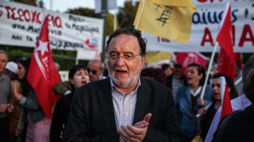 Λαφαζάνης:  Ο Τσίπρας παρακαλάει να έχει απέναντι «ψευτοκινήματα»