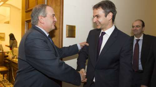 Το Σύνταγμα και η άμεση εκλογή Προέδρου «μπερδεύουν» τη ΝΔ