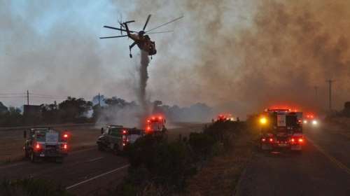 Μαίνονται ανεξέλεγκτες οι φωτιές στην Καλιφόρνια - ΒΙΝΤΕΟ