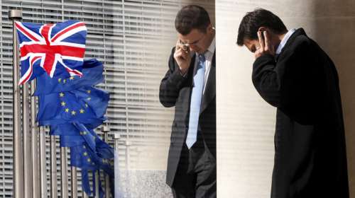 FAΖ: Δείτε πως το Brexit συνδέεται με την επόμενη γενιά τηλεφώνων!