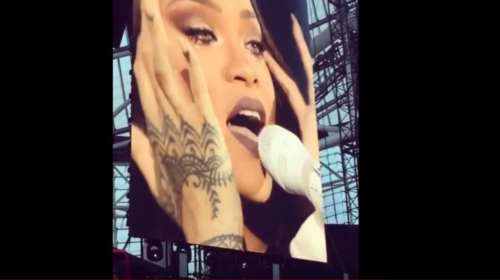 Η Ριάνα όπως δεν την έχετε ξαναδεί: Εβαλε τα κλάματα στη σκηνή [Βίντεο]