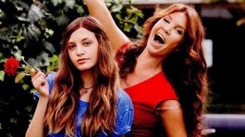 Η πανέμορφη κόρη της Βάνας Μπάρμπα έγινε μοντέλο-δείτε την στην πασαρέλα