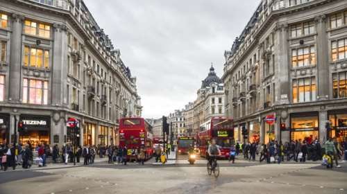 Oι κίνδυνοι του Brexit για την εύθραυστη ελληνική οικονομία