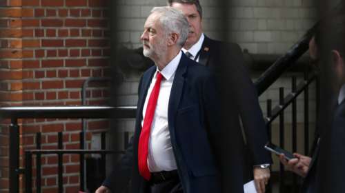 Πρόταση μομφής κατά του Κόρμπιν με συνοπτικές διαδικασίες