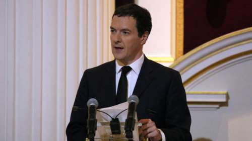 Στηρίζει Τζόνσον με ανταλλάγματα ο Οσμπορν;