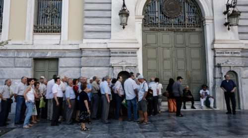 Eνας χρόνος μετά την τραγωδία των capital controls