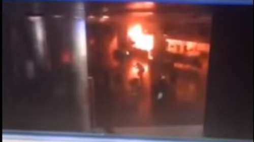 Η στιγμή της έκρηξης στο αεροδρόμιο Ατατούρκ