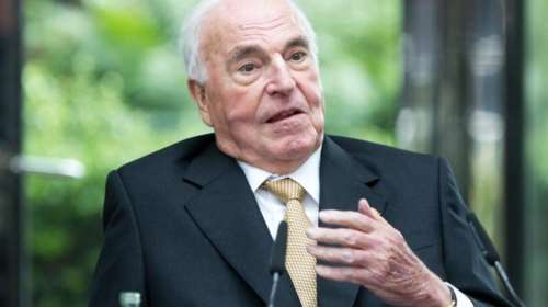 Χέλμουτ Κολ σε ΕΕ: Ψυχραιμία, δώστε χρόνο στην Μ. Βρετανία