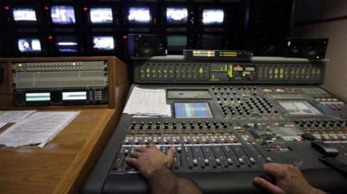 Η ώρα της κρίσης για τα κανάλια: Ποιοί κατέθεσαν αίτηση