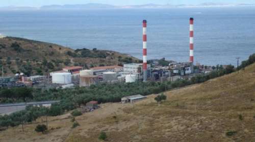 Διακοπή ρεύματος στη Λέσβο από πυρκαγιά σε υποσταθμό της ΔΕΗ