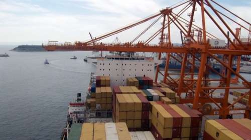 Πρόσθετες επενδύσεις 500 εκατ. € από Cosco και καρφί για τις απεργίες