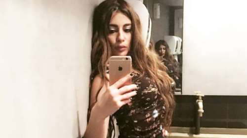 To αινιγματικό post της Αρναούτη μέσα απ' το νοσοκομείο