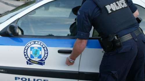 Σύλληψη γιατρού για ασέλγεια στην 4χρονη κόρη του