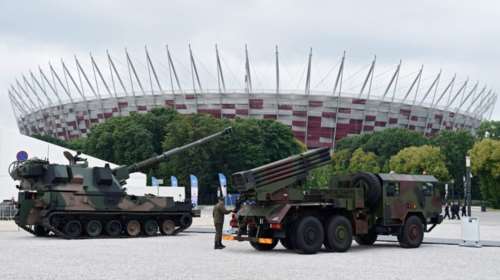 Πρωτοφανή μέτρα ασφάλειας στη σύνοδο του ΝΑΤΟ,σε κλουβί οι ηγέτες Φωτό