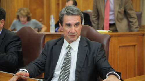 Λοβέρδος:«Παπατζίδικη» η τακτική Μαξίμου στον εκλογικό νόμο