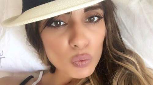 Μετά από 6 δραματικούς μήνες η Αρναούτη χαμογελά ξανά - η φωτο στο facebook