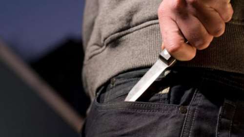 Αίγιο: Τον μαχαίρωσαν για να του πάρουν τα κλειδιά του ΙΧ!