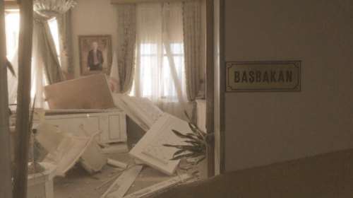 Το βομβαρδισμένο πρωθυπουργικό γραφείο στην τουρκική Βουλή
