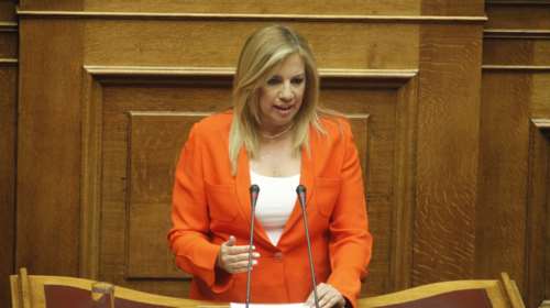 Φώφη Γεννηματά στη Βουλή: Τέλος η λεηλασία της Δημοκρατικής παράταξης