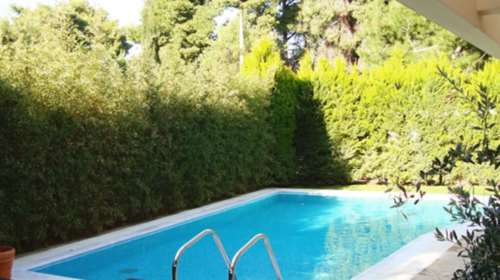 Κύκλωμα για παράνομο στοίχημα με βίλες στην Εκάλη