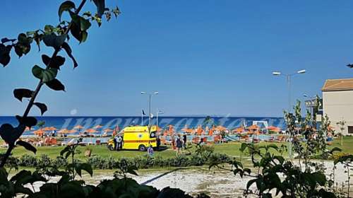 Κρίσιμα 24ωρα για τον 7χρονο που χτυπήθηκε από σκάφος στη Ζάκυνθο