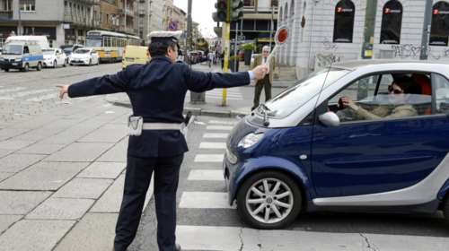 Συναγερμός στο Μιλάνο από ύποπτο πακέτο στο μετρό