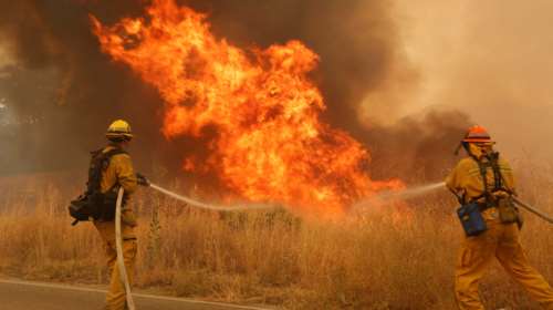 Στις φλόγες το Λος Αντζελες για πέμπτη μέρα