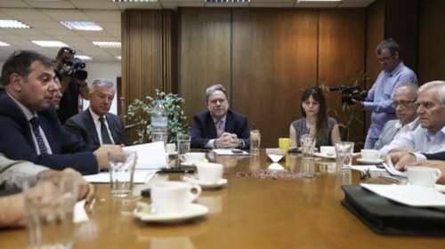 Παρελθόν το «κοινωνικό μέτωπο» Κατρούγκαλου για τα εργασιακά