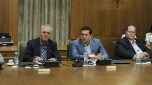 Πέντε μέτρα ανακούφισης  για όσους κόπηκε το ΕΚΑΣ ανακοίνωσε ο Τσίπρας