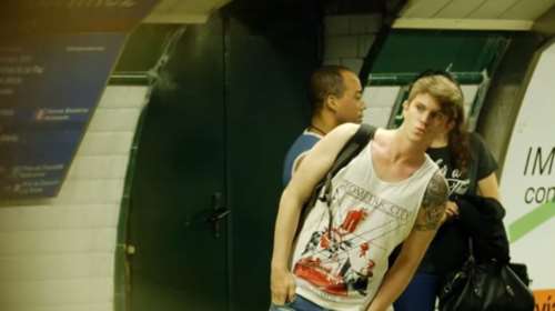 Τρένο - φάντασμα στο μετρό αφήνει άναυδους τους επιβάτες