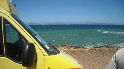 Ποδηλάτες της ΕΛ.ΑΣ. έσωσαν Ισπανίδα από πνιγμό στην Κέρκυρα