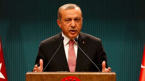 Σε κελιά και τάφους στέλνει τους εχθρούς του ο Ερντογάν