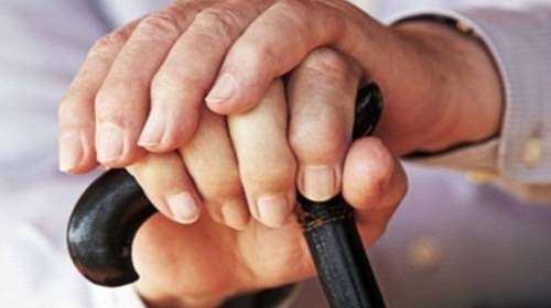 Συνελήφθη 86χρονος στην Πάτρα για απόπειρα ανθρωποκτονίας