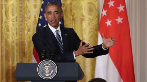 Σκληρή επίθεση Ομπάμα κατά Τραμπ: Είναι ακατάλληλος για πρόεδρος