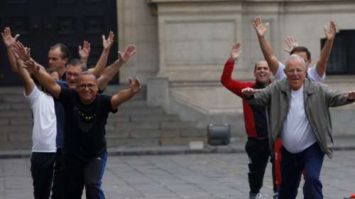 Η πιο...κουλή συνεδρίαση υπουργικού συμβουλίου ever - βίντεο και φωτό-