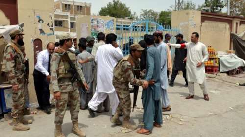 Οι Ταλιμπάν πίσω από την επίθεση σε νοσοκομείο του Πακιστάν με 93 νεκρούς